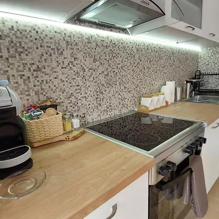 Mina Modern & Cozy Apartment Main City Square Gtc Skopje Exterior photo