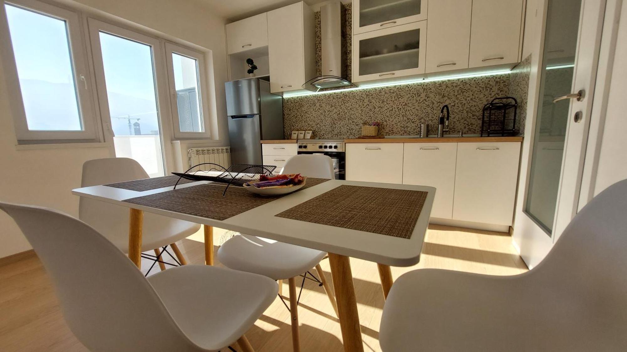Apartment Mina Modern & Cozy Main Square Gtc