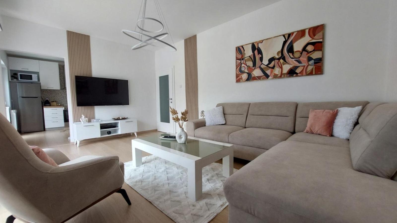 Mina Modern & Cozy Main Square Gtc *